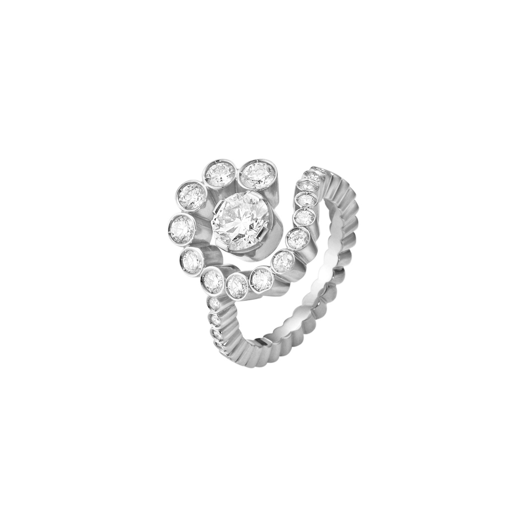 Escargot de Diamant Ring