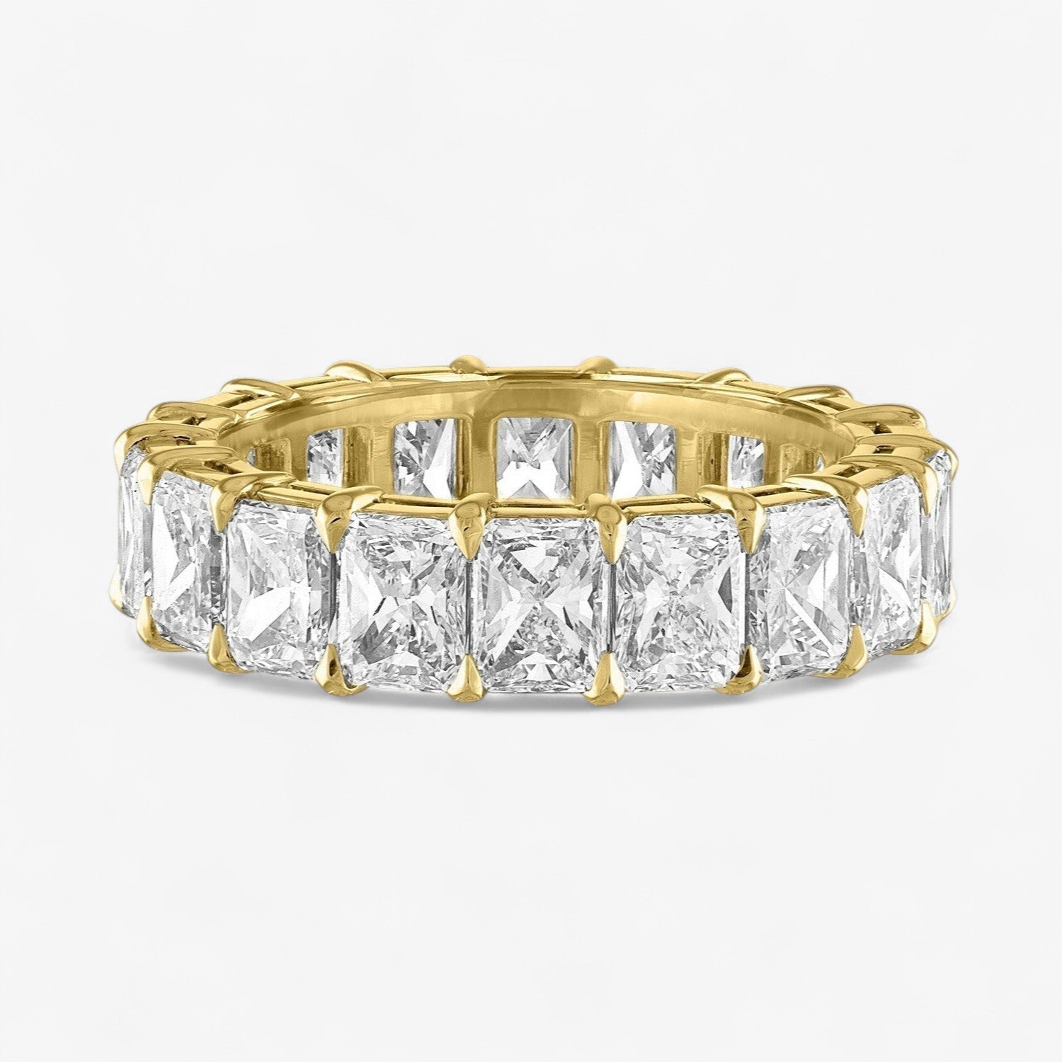 Heart Diamond Eternity Band 18K Yellow Gold Radiant