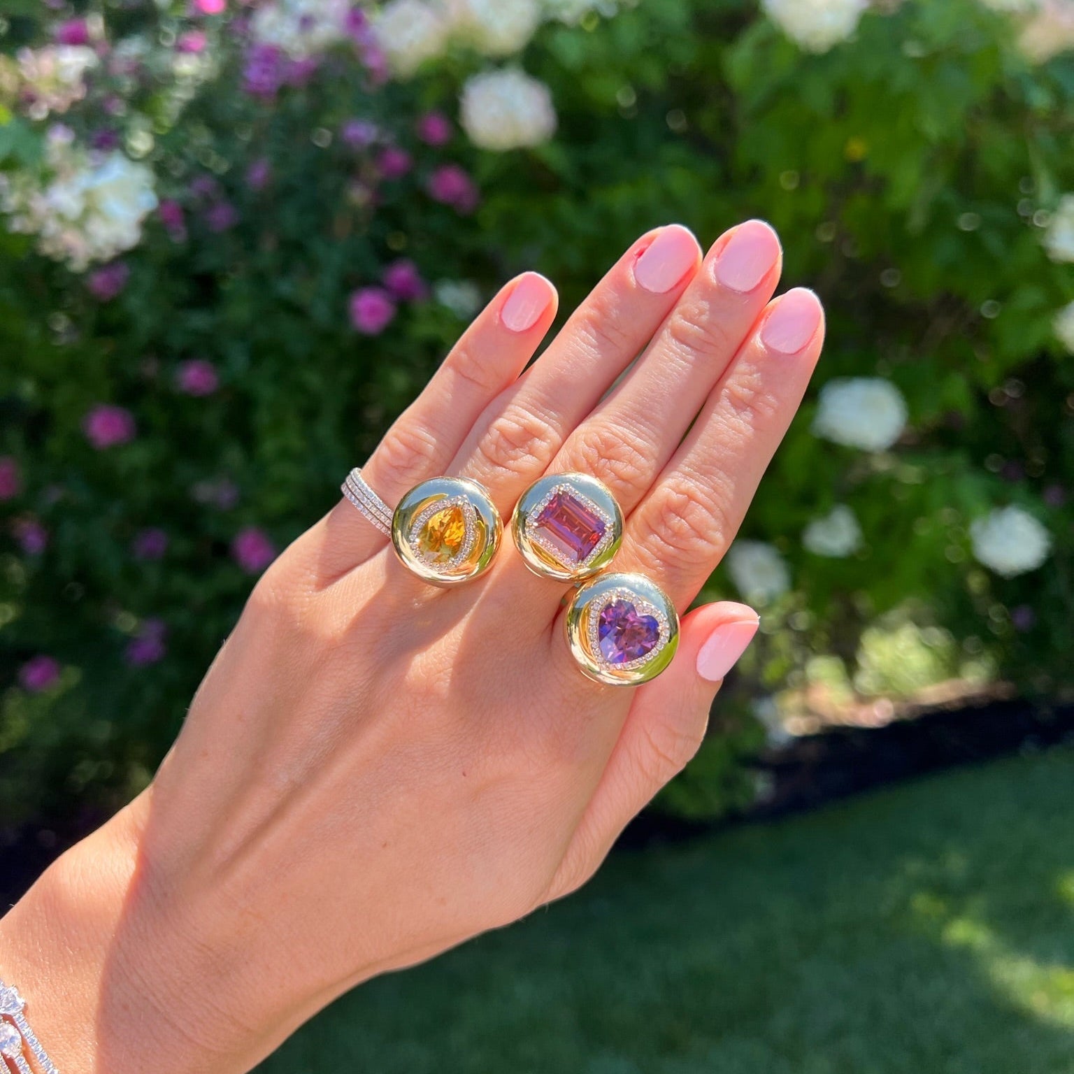 Candy Button Pear Ring (White Gold and Rose Gold)