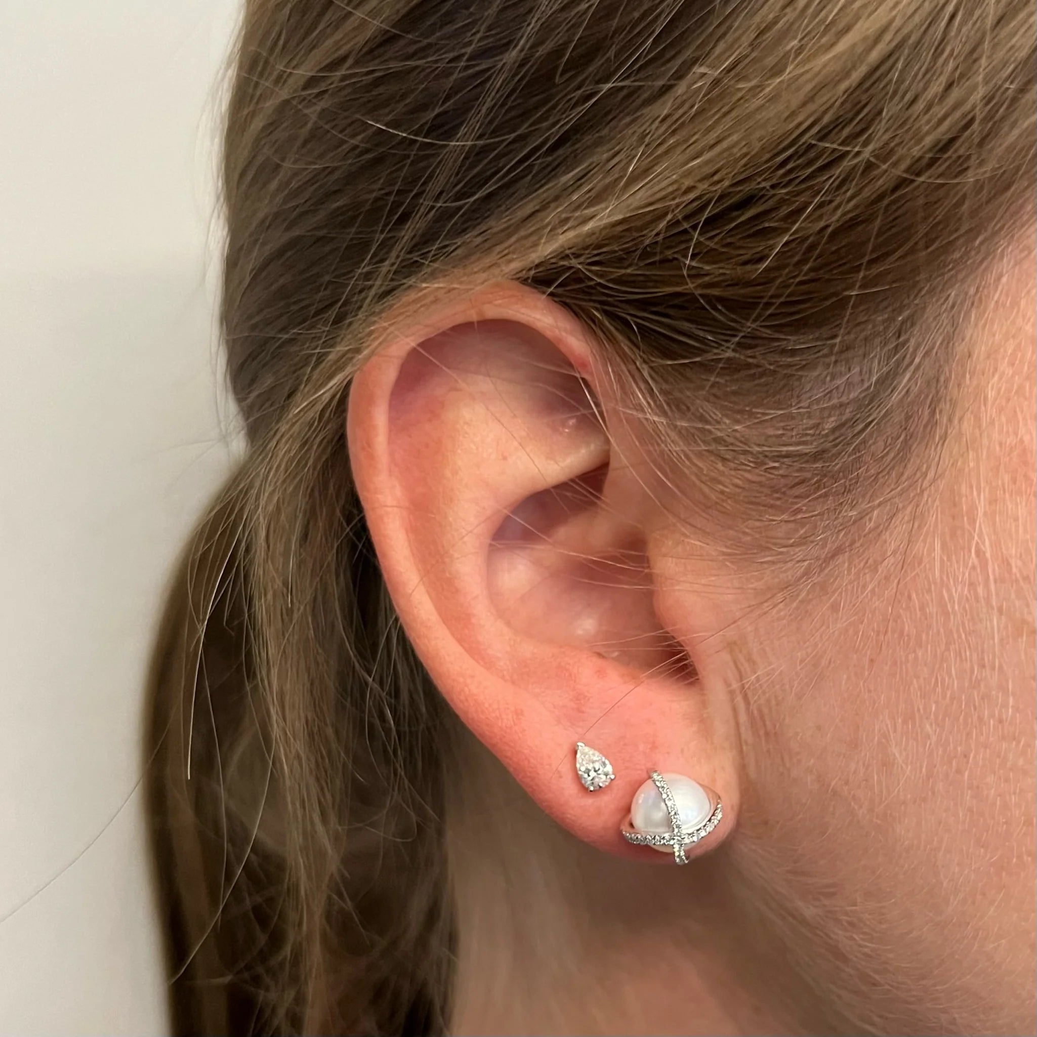 Criss-Cross Pearl Stud Earrings