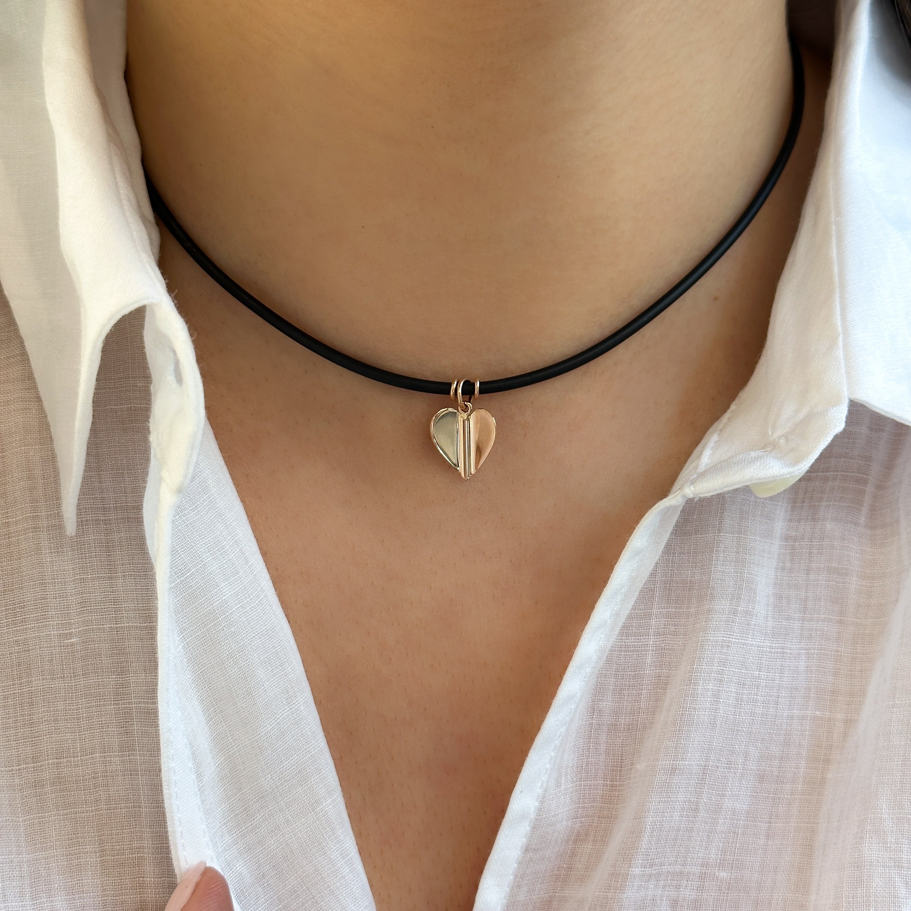 Medium Wings of Love Alternative Necklace