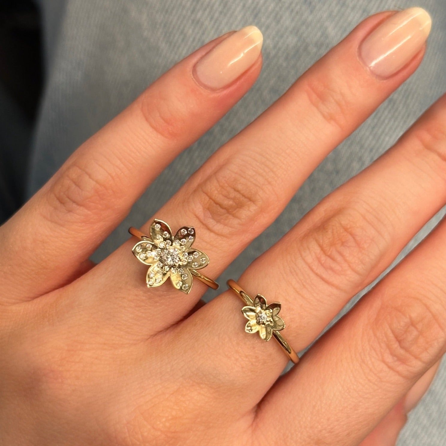 Flower Ring with Single Diamond