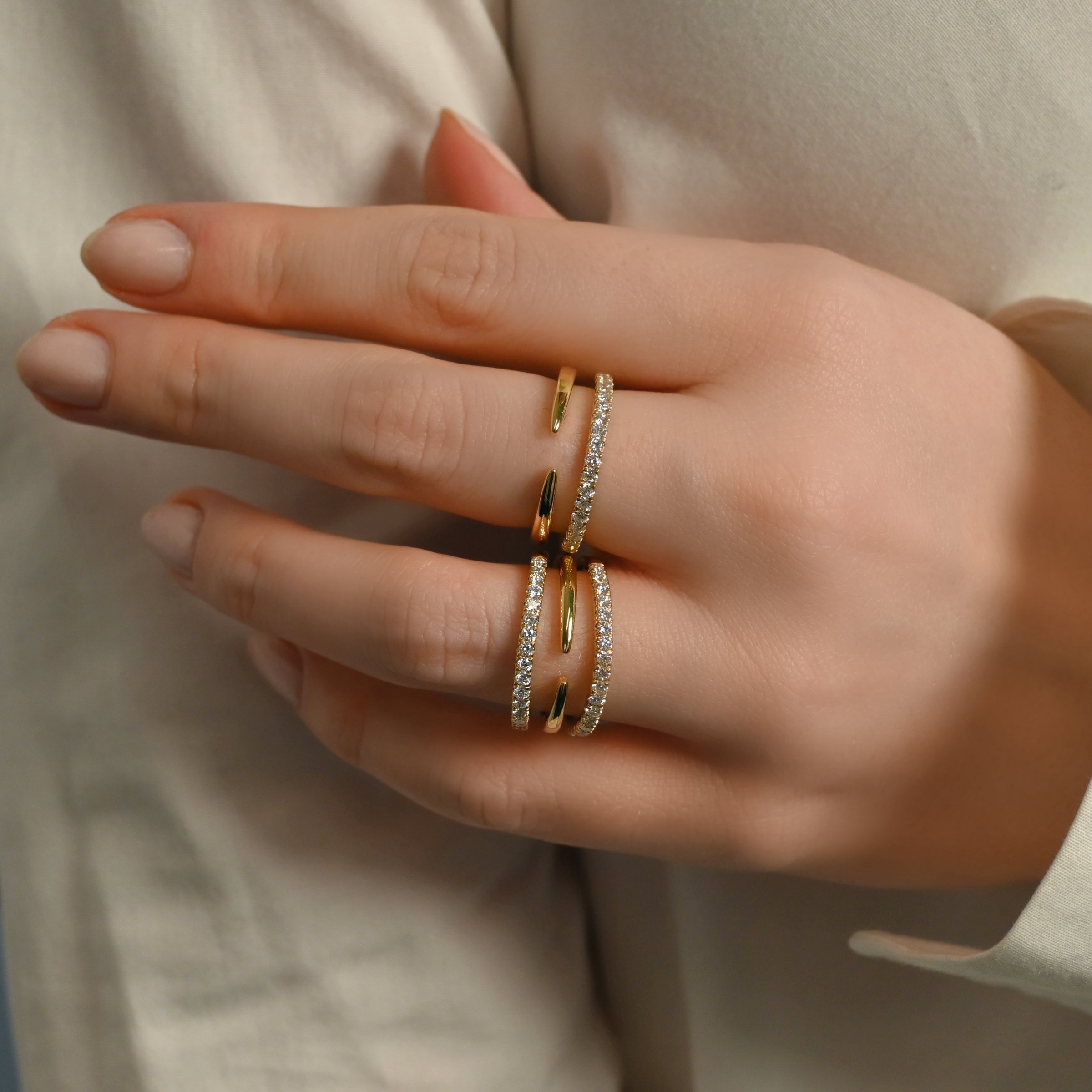 Vault Sale: Gold and Diamond Three Row Claw Ring Yellow Gold Size 7