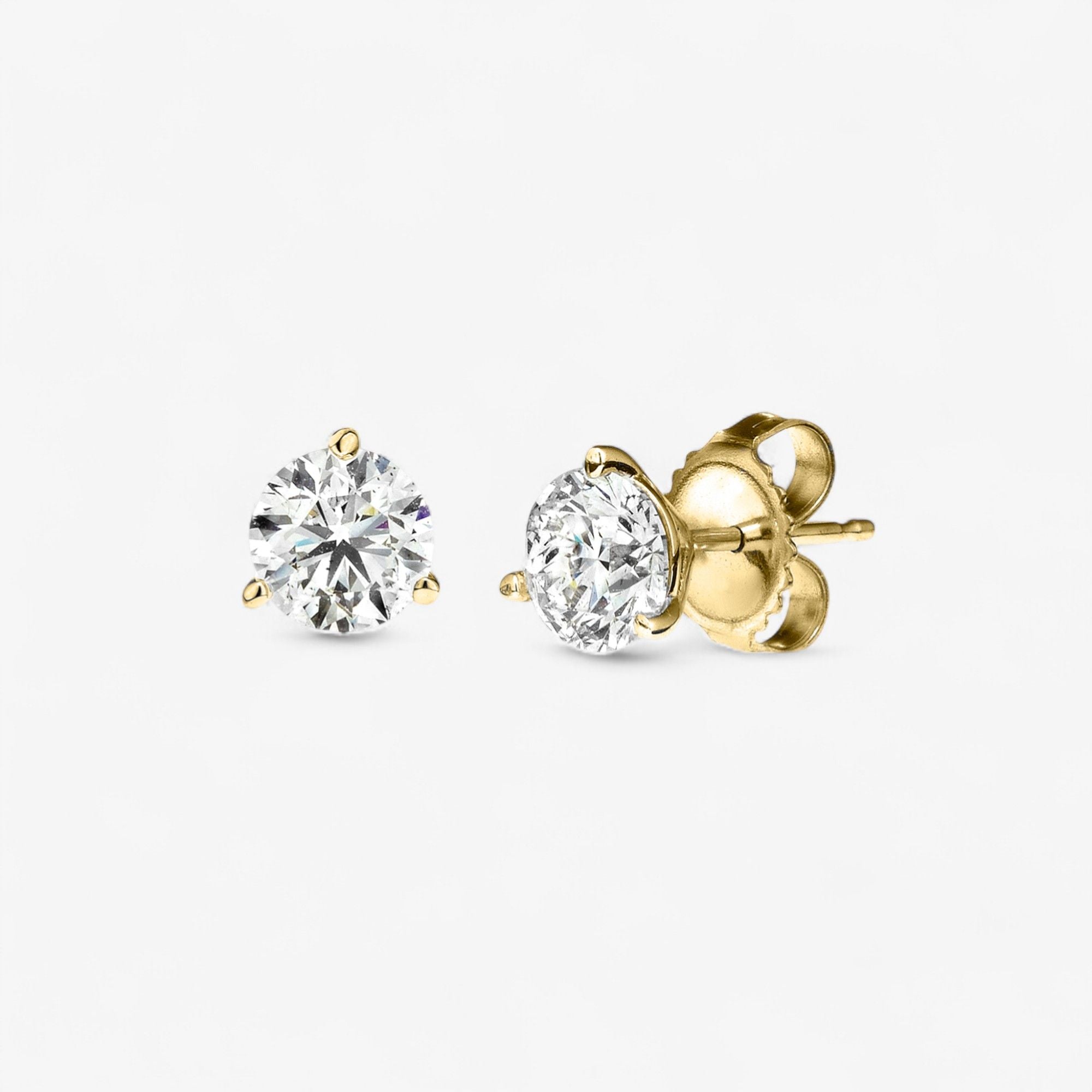 Signature Diamond Studs 18K Yellow Gold 3 Prong