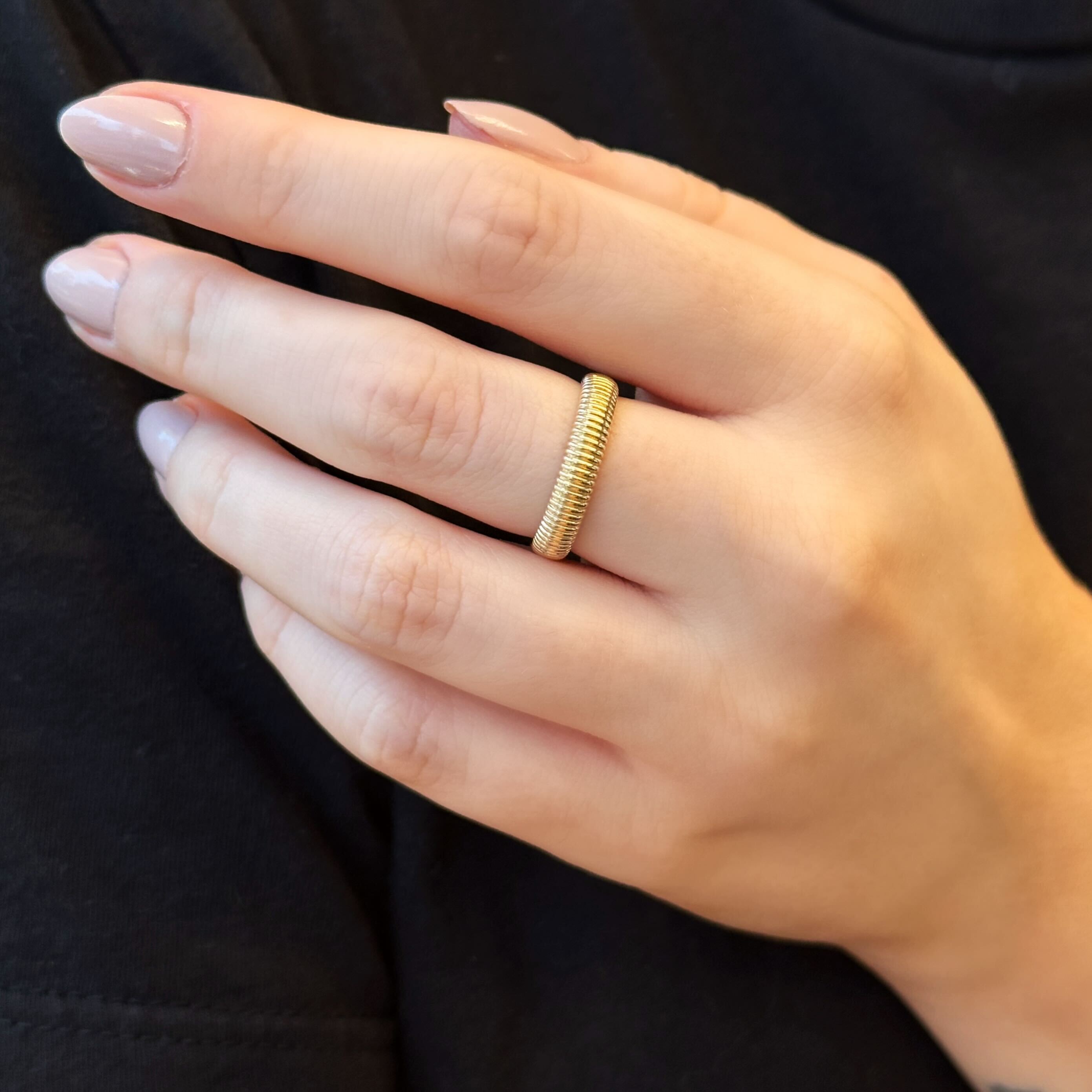 Gold Ridged Ring