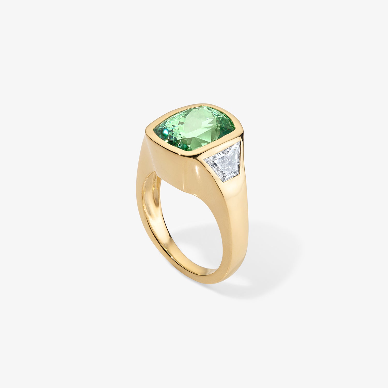 Green Tourmaline Bezel Trilogy ring with Trapezoid Side Stones