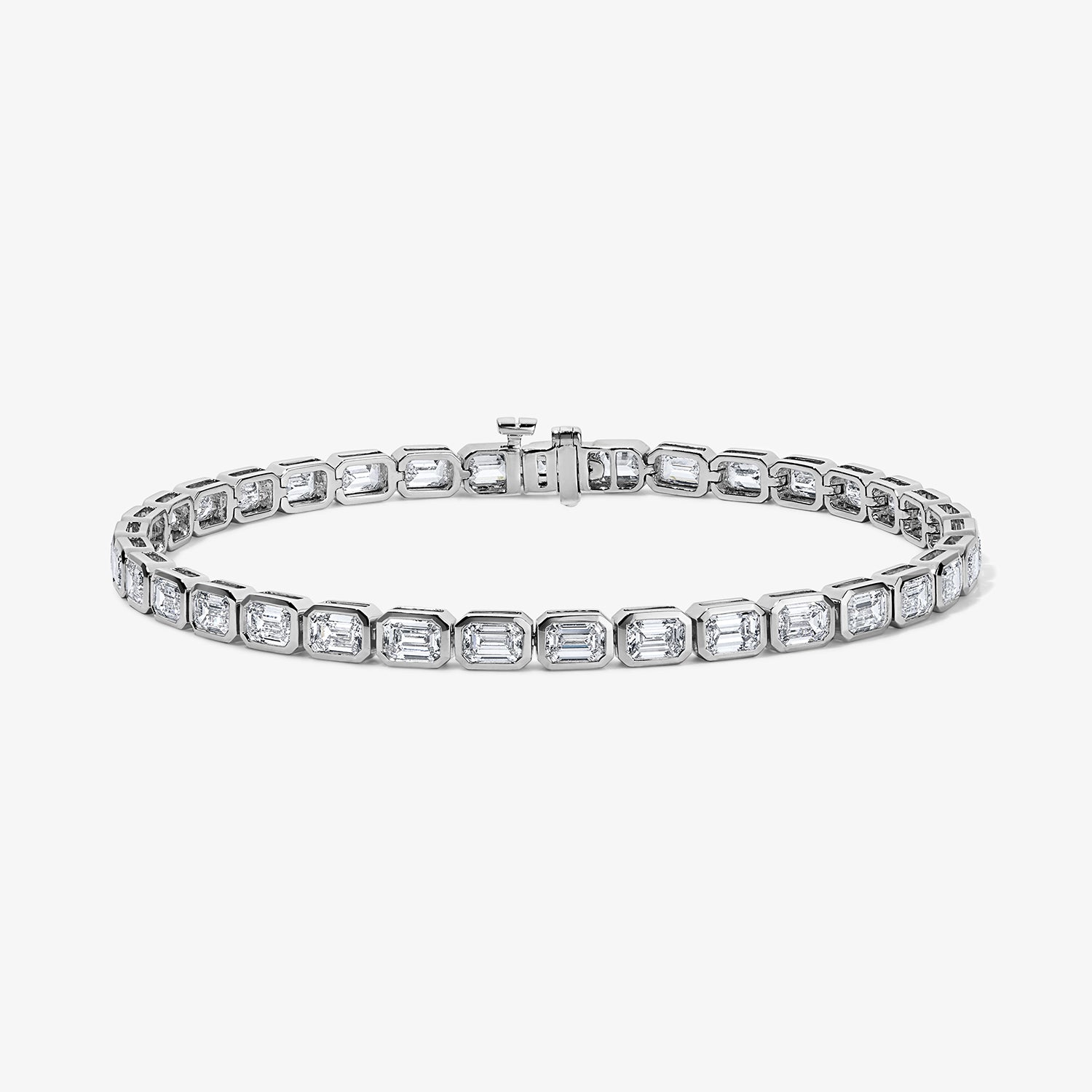 Signature Emerald Cut Tennis Bracelet