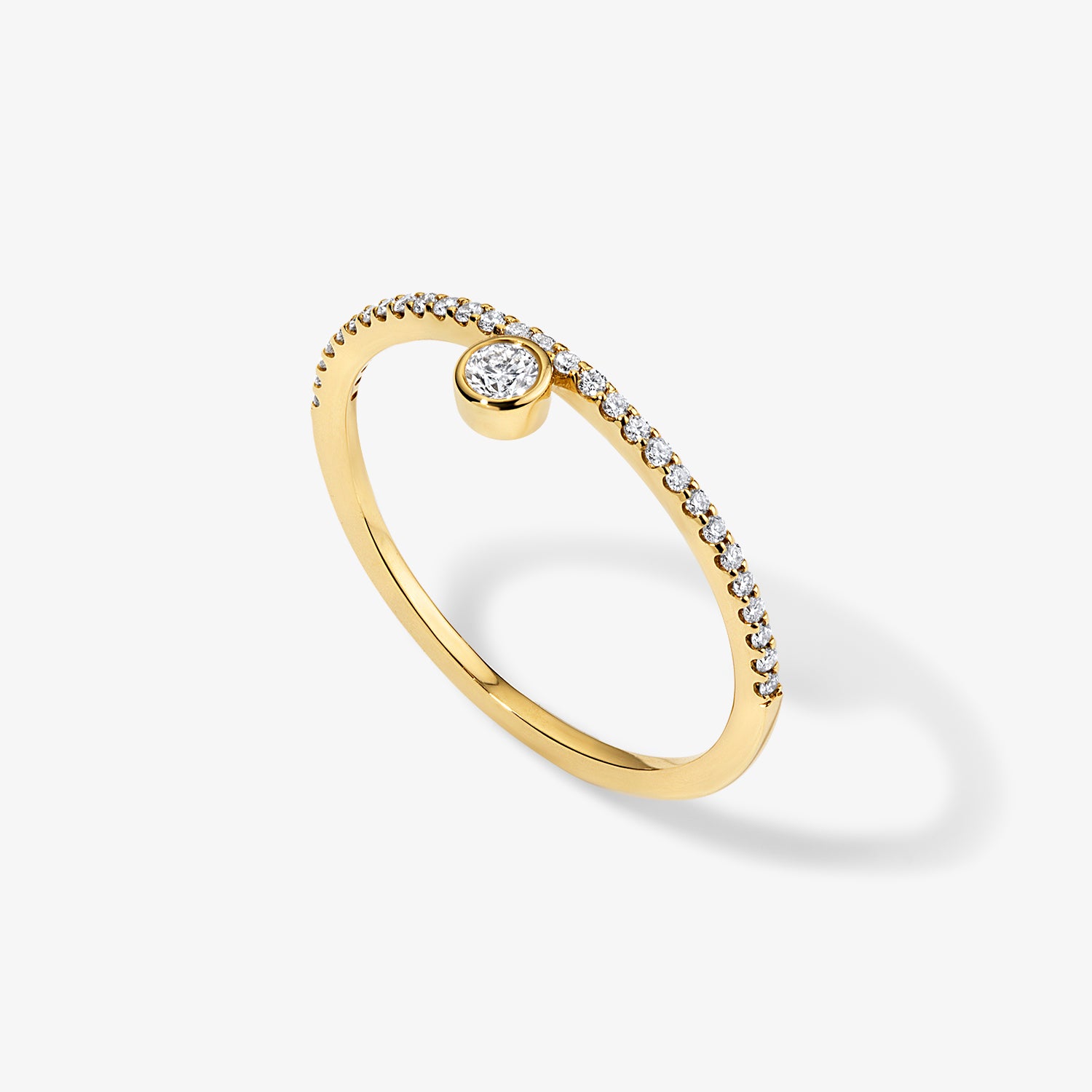 Dakota Ring with Round Diamond
