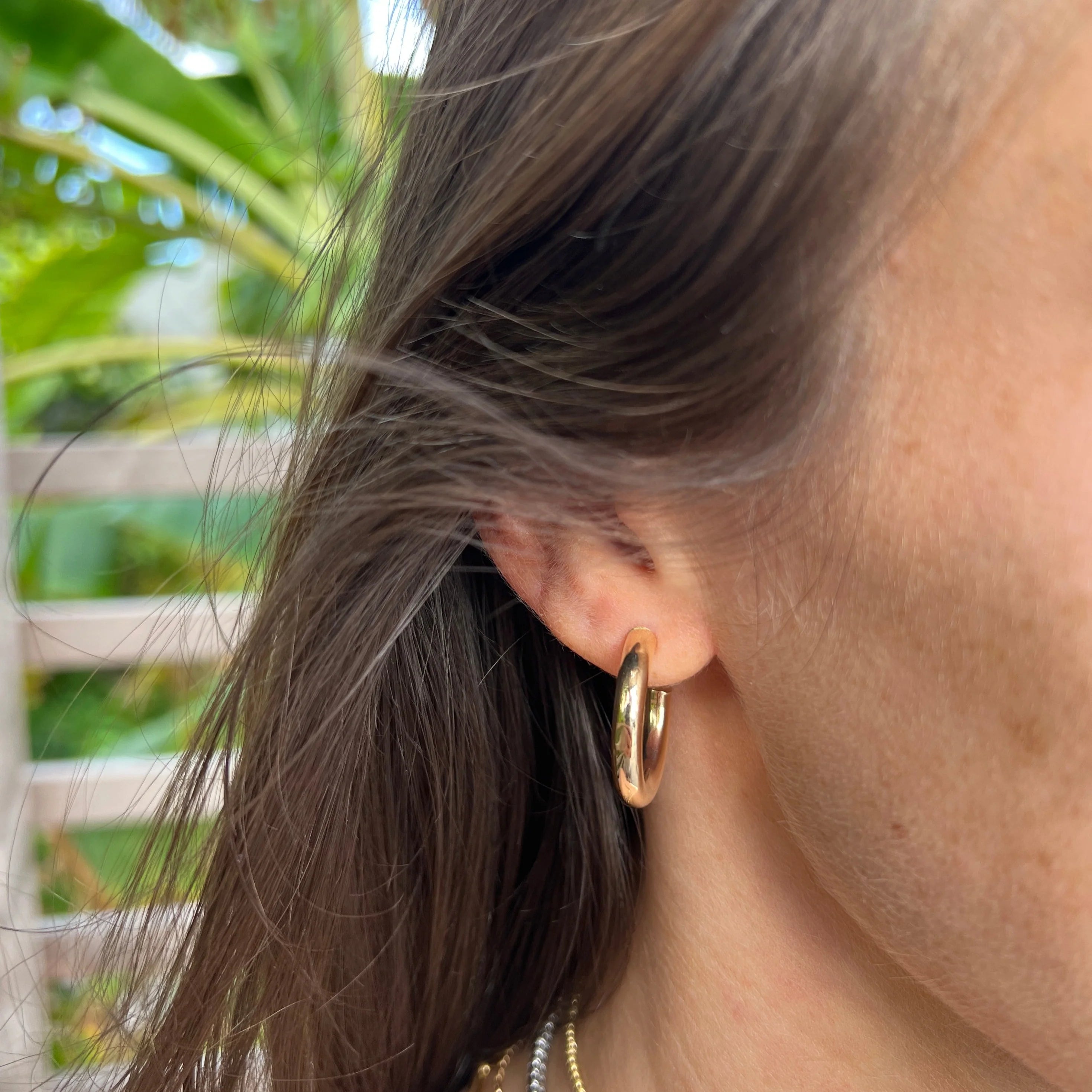 Gold tube hoops deals