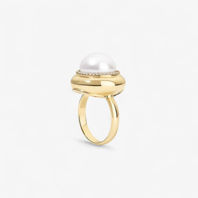 Large Candy Button Pearl Ring