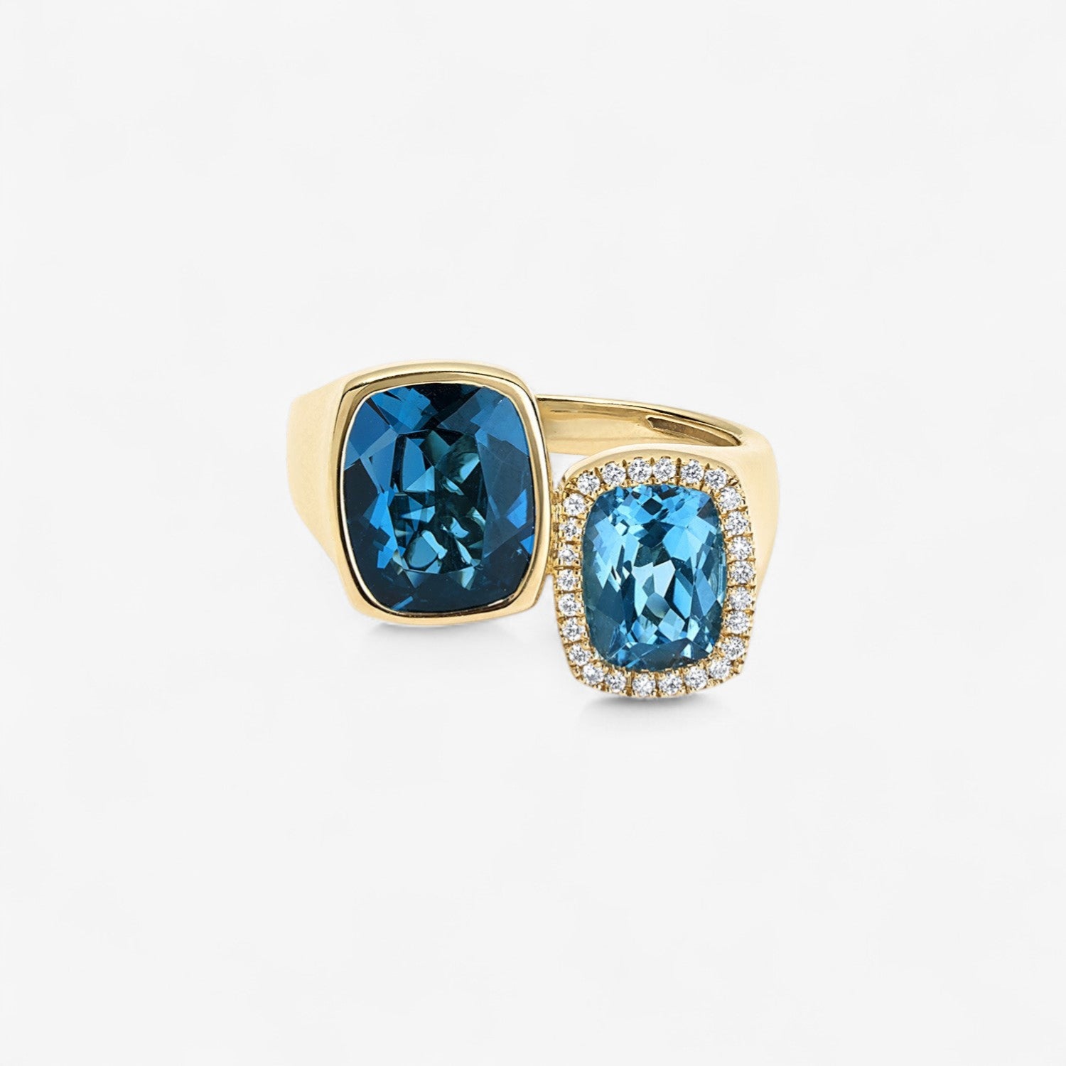 Gemma Blue Topaz Toi Et Moi Ring