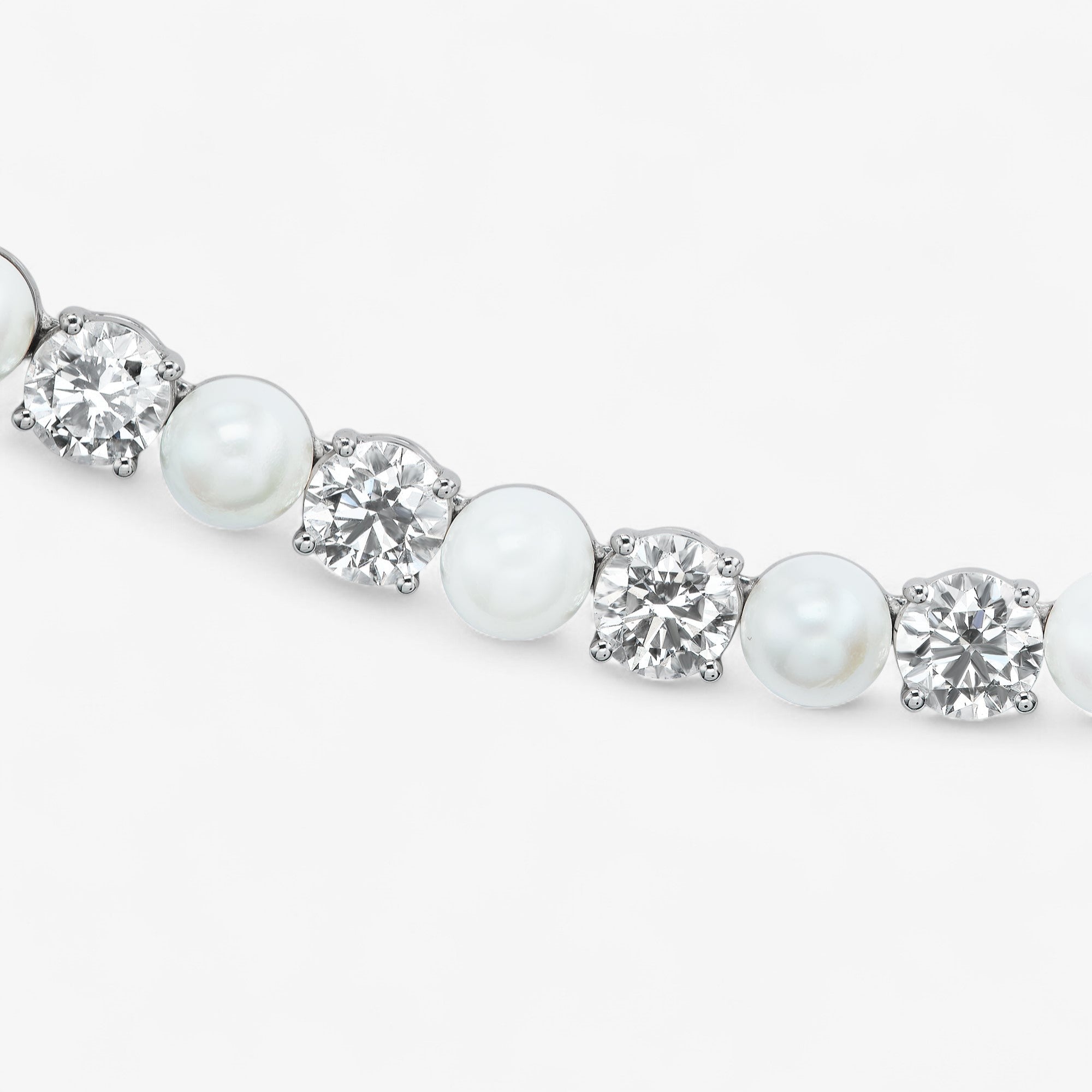 Alternating Pearl and Diamond Tennis Necklace