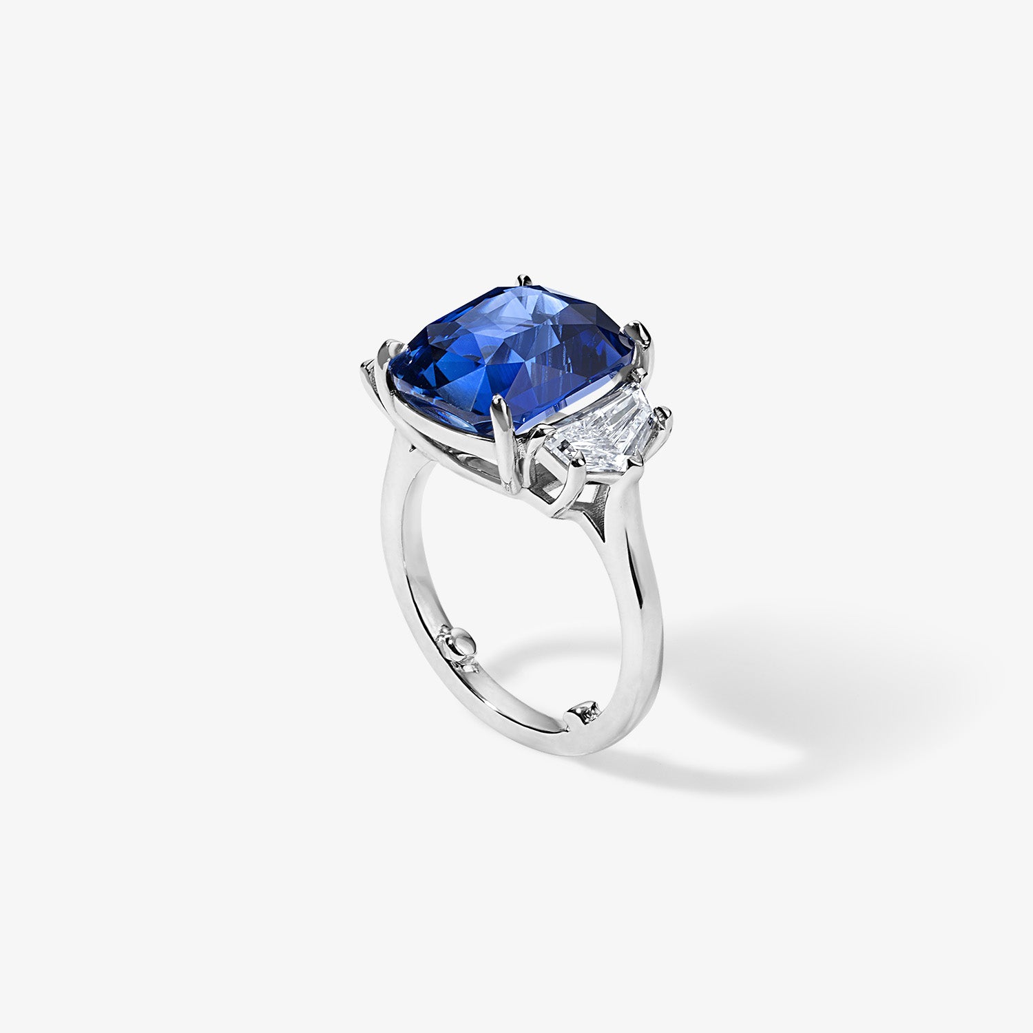 8CT Sapphire Ring With Diamond Epaulettes