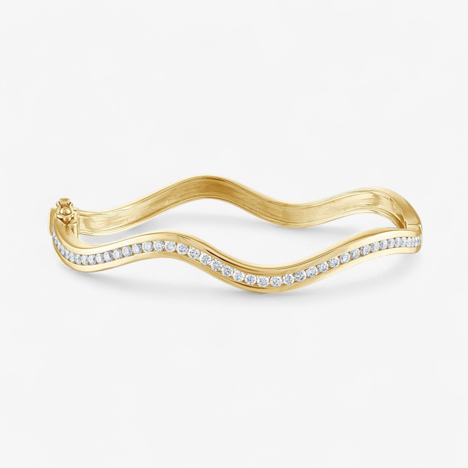 Capri Diamond Bangle