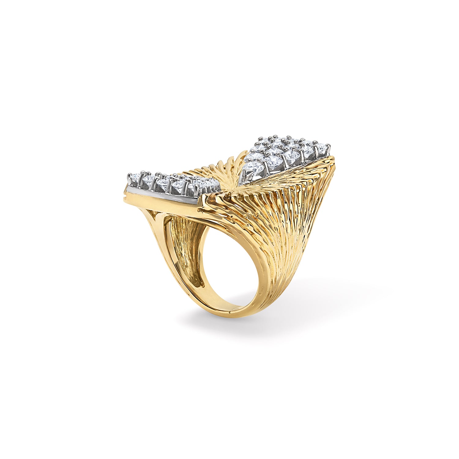 Kutchinsky Ring with Pave Diamonds