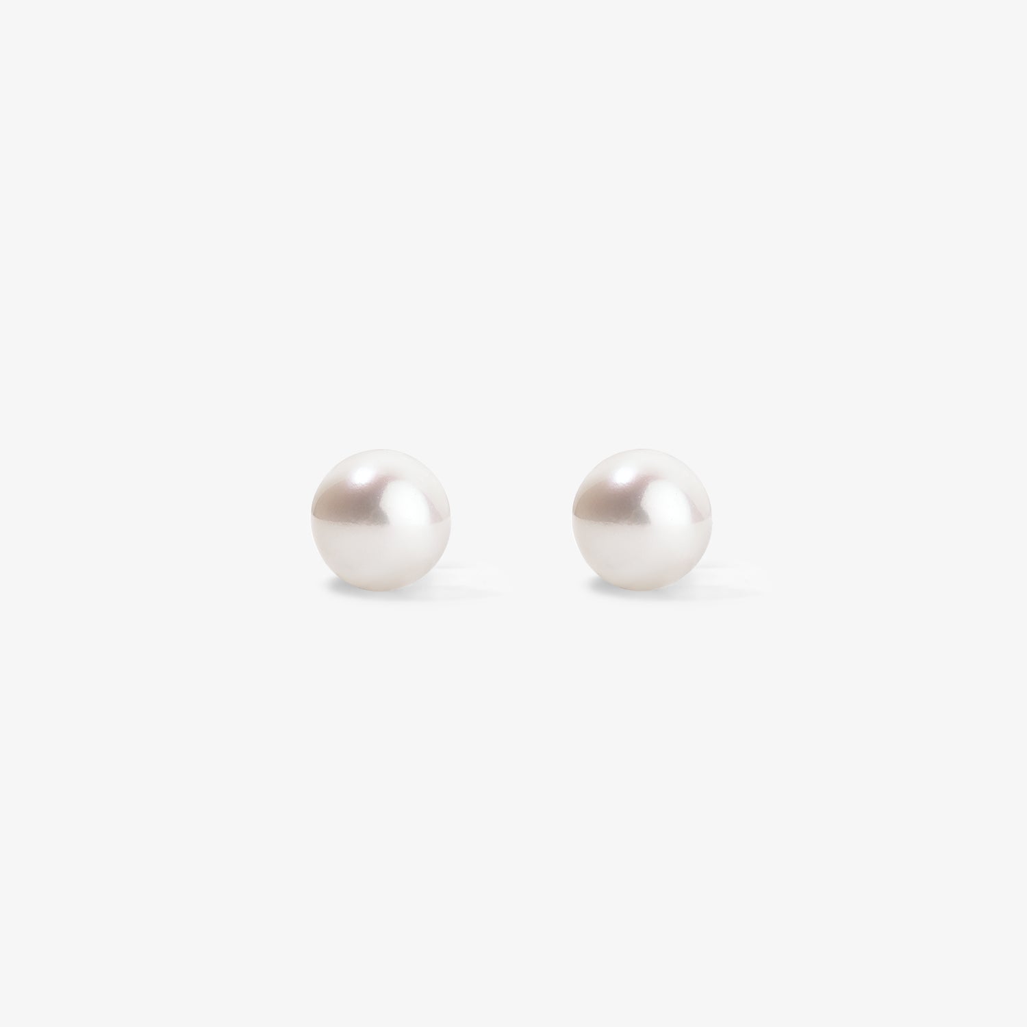 Audrey Freshwater Pearl Stud Earrings